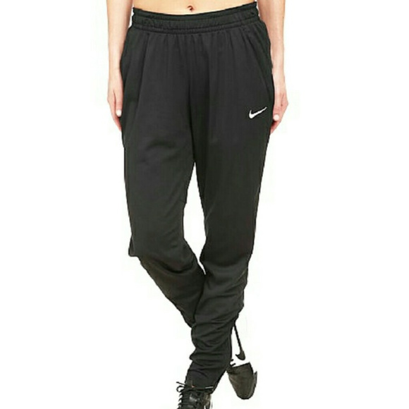 nike dri fit black sweatpants